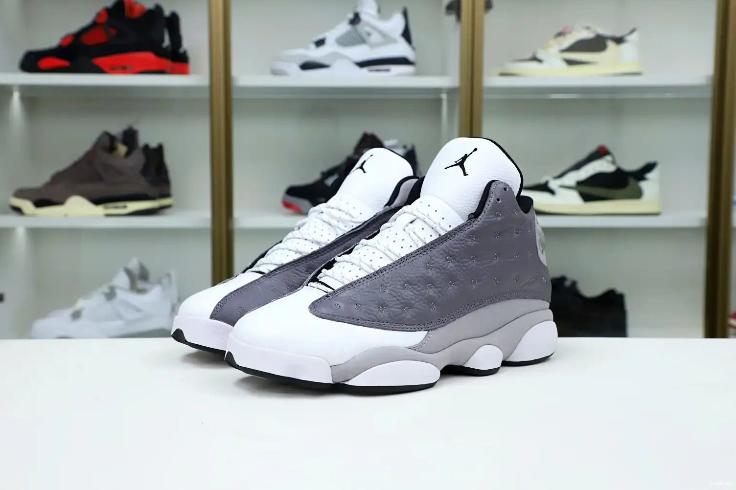 13 RETRO 'ATMOSPHERE -414571-016 AIR Kimikick JORDAN GREY' 0418